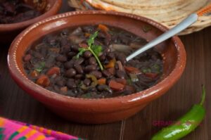 Frijoles charros