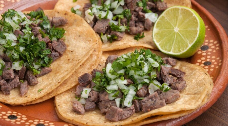 Tacos de bistec